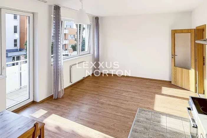 Prodej bytu 1+kk, Praha - Kyje, Sicherova, 32 m2