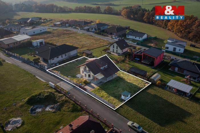 Prodej rodinného domu, Litohlavy, 185 m2