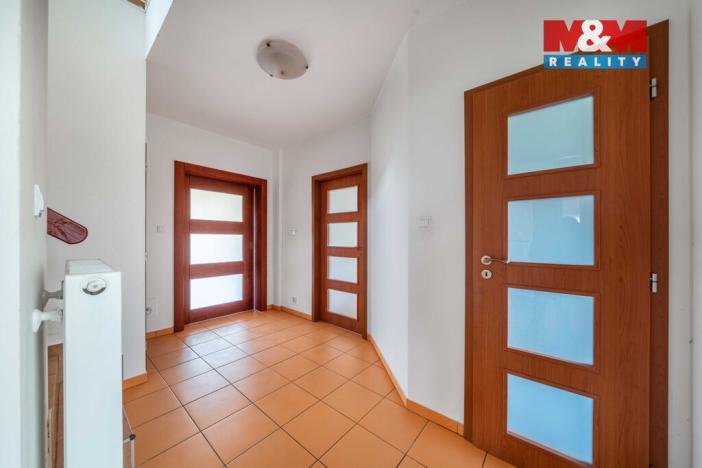 Prodej rodinného domu, Litohlavy, 185 m2