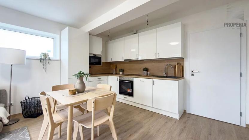 Prodej bytu 3+kk, Kobylnice, Uzavřená, 73 m2