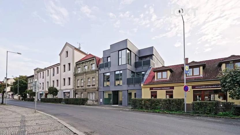 Pronájem obchodního prostoru, Poděbrady, Husova, 23 m2