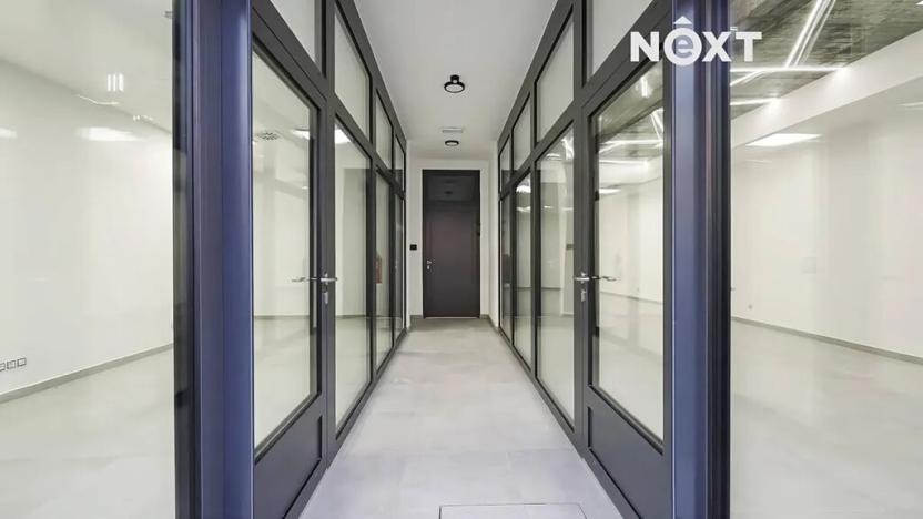 Pronájem obchodního prostoru, Poděbrady, Husova, 23 m2