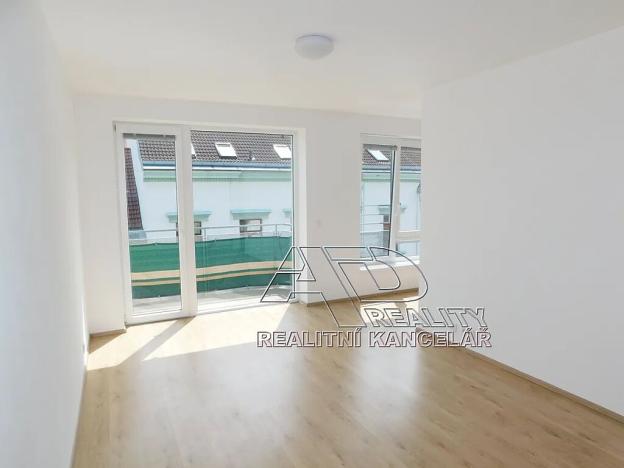 Pronájem bytu 2+kk, České Budějovice, 47 m2