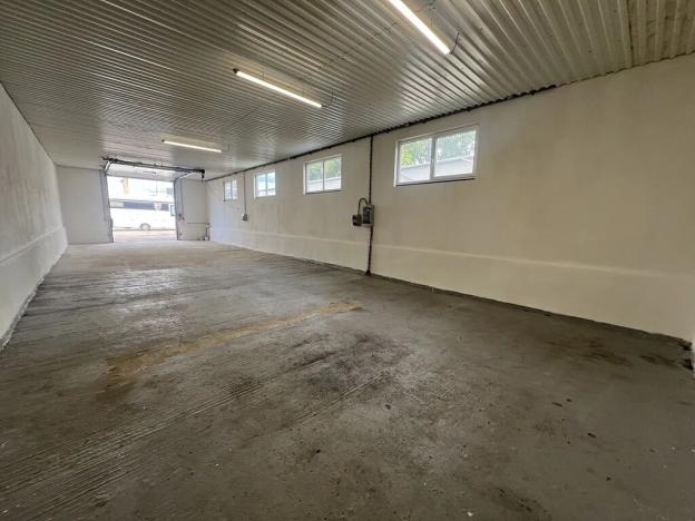 Pronájem skladu, Brno, Kaštanová, 108 m2