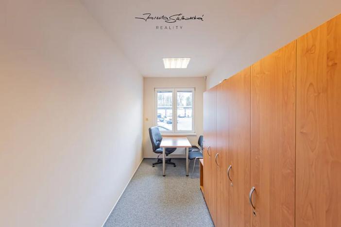 Pronájem kanceláře, Olomouc, I. P. Pavlova, 65 m2