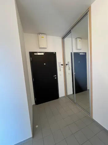 Pronájem bytu 4+kk, Praha - Holešovice, U Uranie, 90 m2