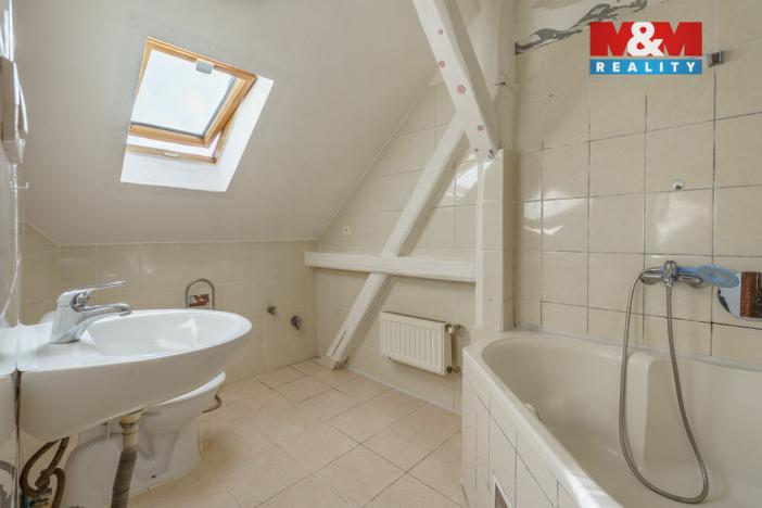 Prodej činžovního domu, Karlovy Vary - Bohatice, Jáchymovská, 700 m2