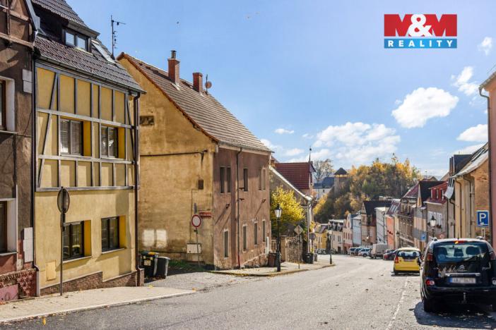 Prodej rodinného domu, Krupka, Husitská, 230 m2