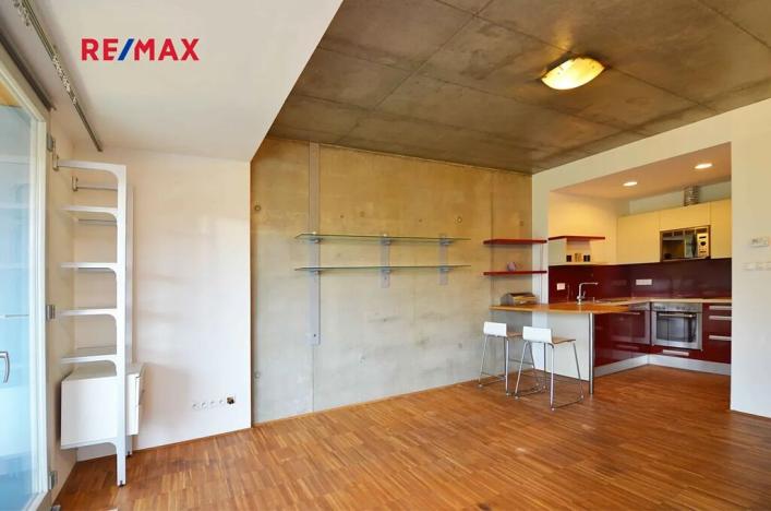 Pronájem bytu 2+kk, Praha - Vysočany, Ocelářská, 50 m2