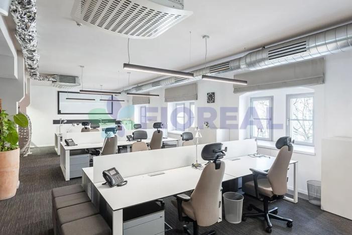 Pronájem kanceláře, Praha - Vinohrady, Korunní, 280 m2