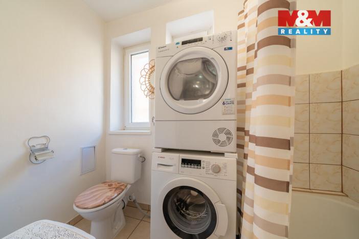 Pronájem bytu 2+1, Cheb, Na Hradčanech, 61 m2