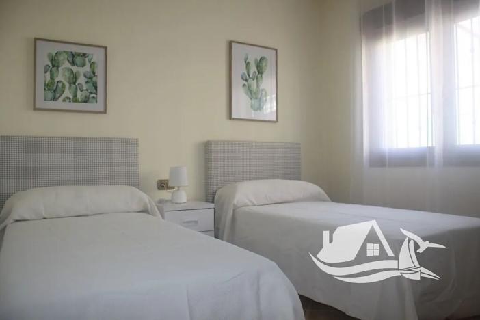 Prodej vily, Torrevieja, Španělsko, 125 m2