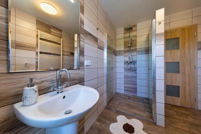 Prodej rodinného domu, Letiny, 282 m2