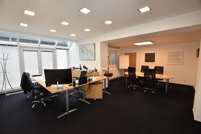 Pronájem kanceláře, Praha - Podolí, Na lysině, 388 m2