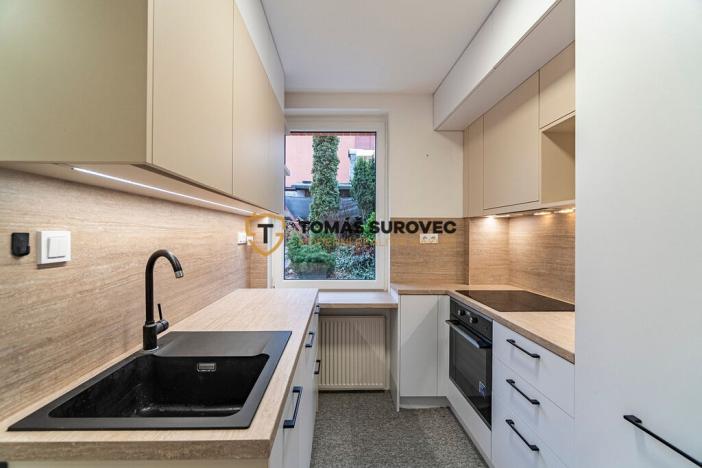 Pronájem rodinného domu, Zlín, třída Tomáše Bati, 96 m2