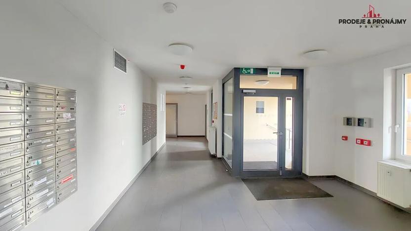 Prodej bytu 2+kk, Praha - Stodůlky, Nárožní, 52 m2