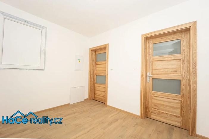 Pronájem bytu 1+kk, Kvasiny, 35 m2