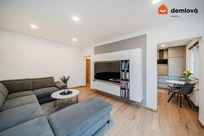 Pronájem bytu 2+1, Karviná, Horova, 55 m2