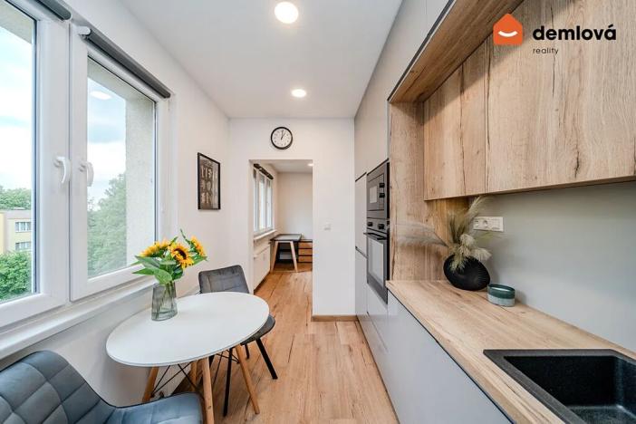 Pronájem bytu 2+1, Karviná, Horova, 55 m2