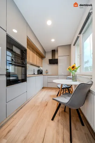 Pronájem bytu 2+1, Karviná, Horova, 55 m2