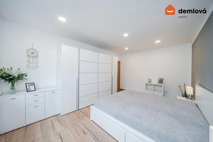 Pronájem bytu 2+1, Karviná, Horova, 55 m2