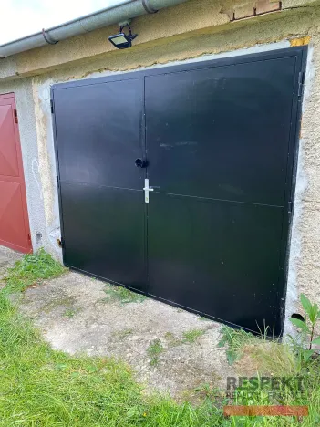 Pronájem garáže, Kladno, U Cihelny, 21 m2