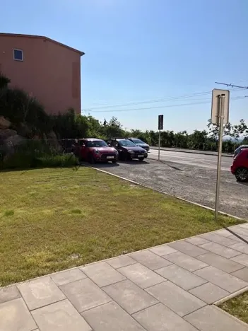 Pronájem bytu 2+kk, Praha - Prosek, Prosecká, 75 m2