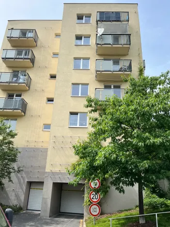 Prodej garážového stání, Praha - Hostivař, Rižská, 12 m2