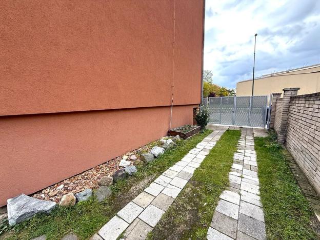 Pronájem bytu 3+1, Hodonín, Horní Valy, 60 m2