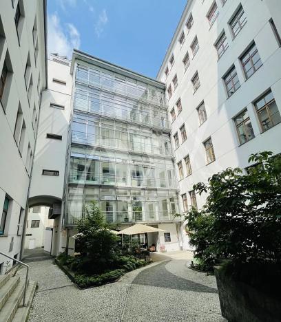 Pronájem kanceláře, Praha - Nové Město, Lazarská, 144 m2