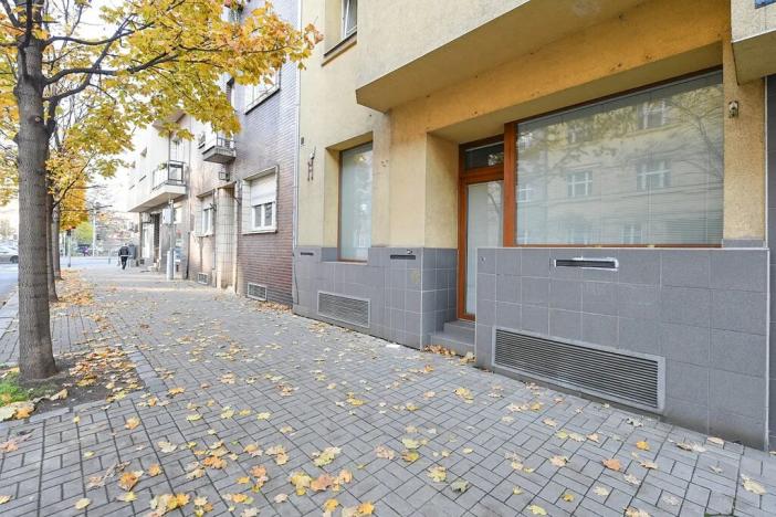 Pronájem kanceláře, Praha - Vršovice, Petrohradská, 50 m2