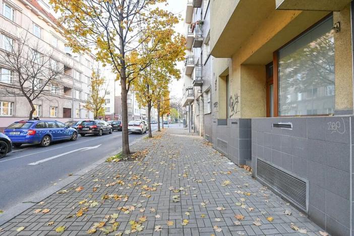 Pronájem kanceláře, Praha - Vršovice, Petrohradská, 50 m2