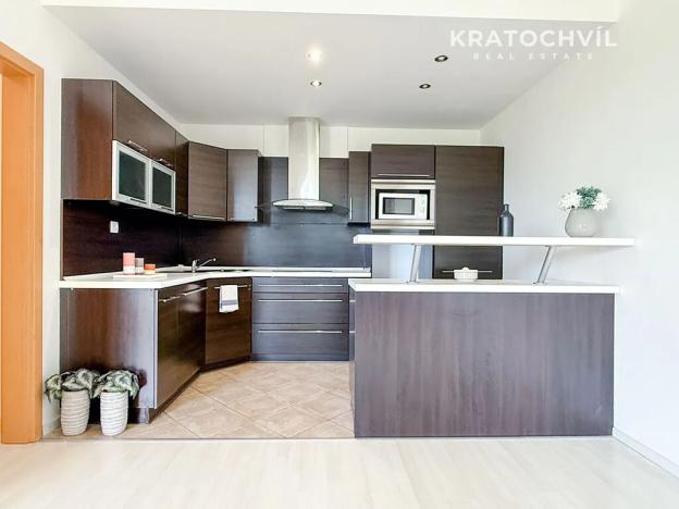 Prodej bytu 2+kk, Vestec, U Strouhy, 66 m2