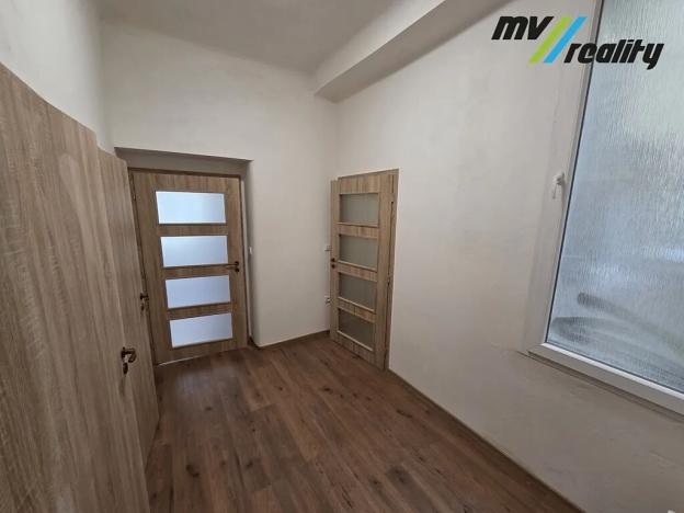 Pronájem bytu 3+kk, Praha - Holešovice, Na Maninách, 70 m2