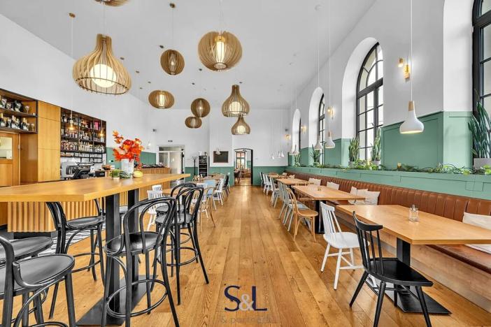 Prodej ubytování, Osečná, Svatovítské náměstí, 1005 m2