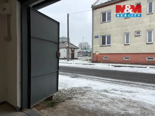 Pronájem garáže, Ostrava, Bivojova, 22 m2