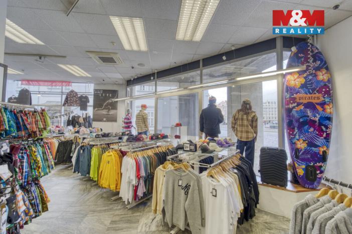 Pronájem obchodního prostoru, Plzeň - Vnitřní Město, Zbrojnická, 598 m2