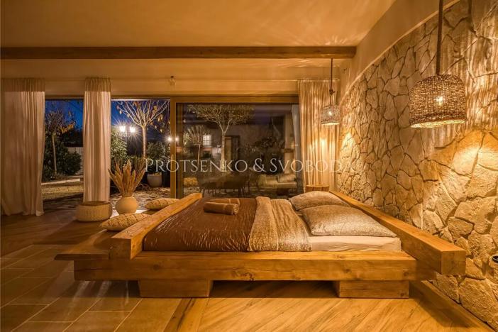 Prodej činžovního domu, Lipí, 197 m2