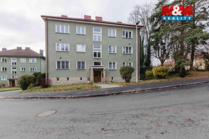 Prodej bytu 3+1, Klatovy - Klatovy IV, Školní, 81 m2