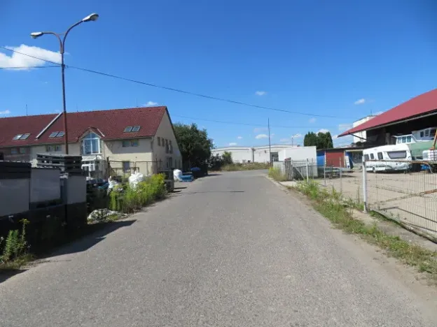 Dražba komerčního pozemku, Hradec Králové, 1063 m2