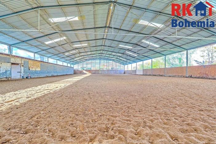 Prodej výrobních prostor, Břežany II, 128 m2