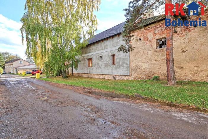 Prodej výrobních prostor, Břežany II, 128 m2