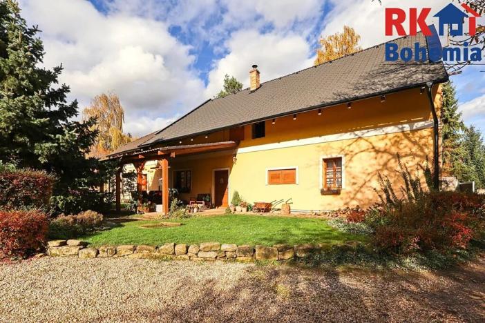 Prodej výrobních prostor, Břežany II, 128 m2