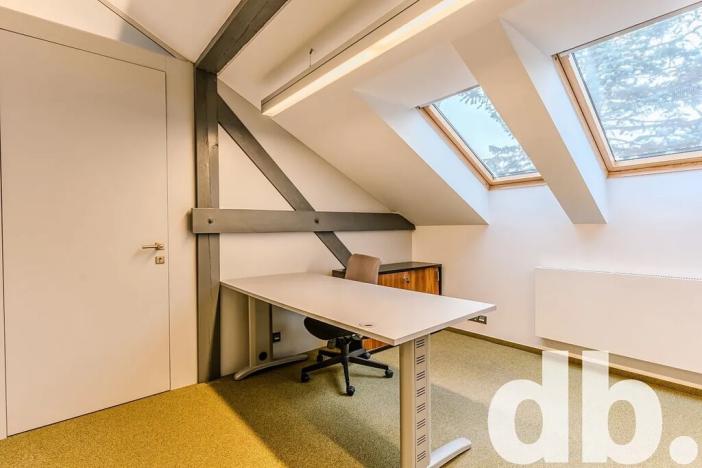 Pronájem kanceláře, Cheb, 26. dubna, 260 m2