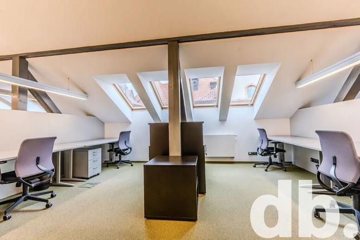 Pronájem kanceláře, Cheb, 26. dubna, 260 m2