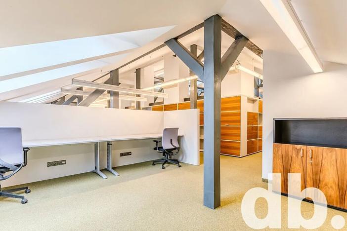 Pronájem kanceláře, Cheb, 26. dubna, 260 m2