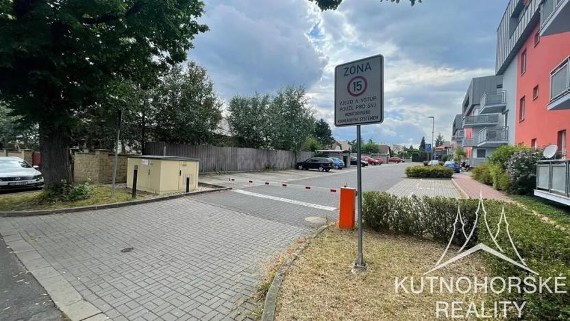 Pronájem garážového stání, Kutná Hora, Tyršova, 12 m2