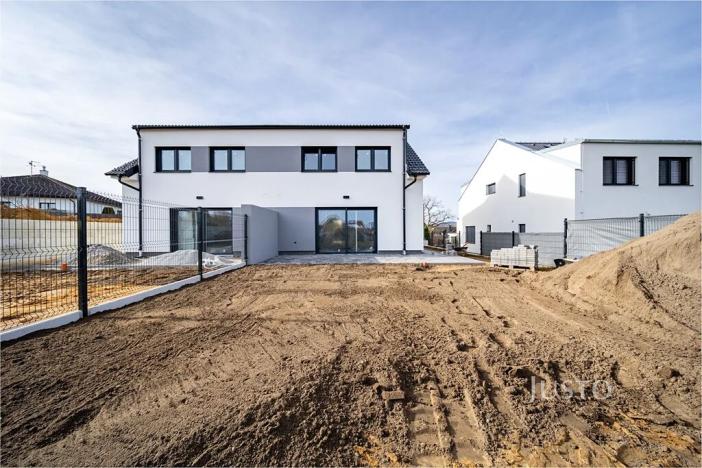 Prodej bytu 5+kk, Boršov nad Vltavou, Severní, 121 m2