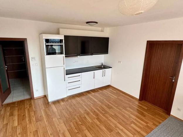 Pronájem bytu 2+kk, Benešov, U Pivovaru, 79 m2