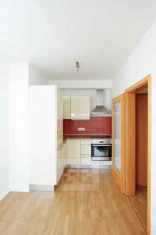 Pronájem bytu 2+kk, Praha - Vysočany, Pod Harfou, 48 m2